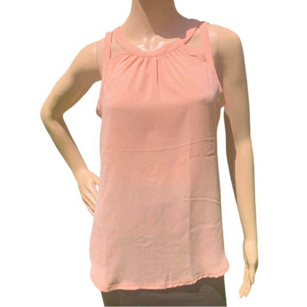 EXPRESS Pastel Peach Keyhole Back Sleeveless Blouse Women’s Size Medium New NWT